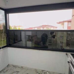 Silinebilir giyotin cam balkon m2 fiyatları 2025, Silinebilir giyotin nedir? Giyotinli cam balkon kullanışlı mı? Giyotin cam sağlam mı? Giyotin cam özelliği nedir?